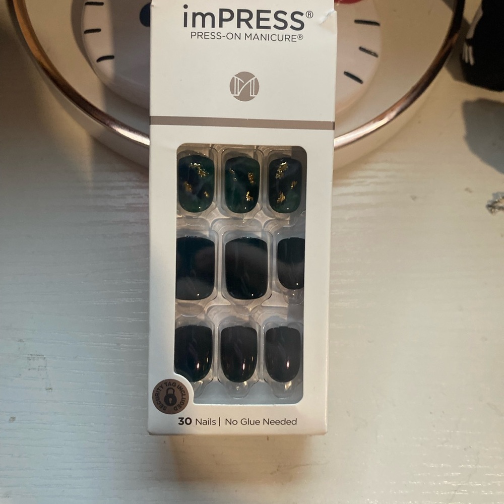 Press on nails - Picture 9 of 11